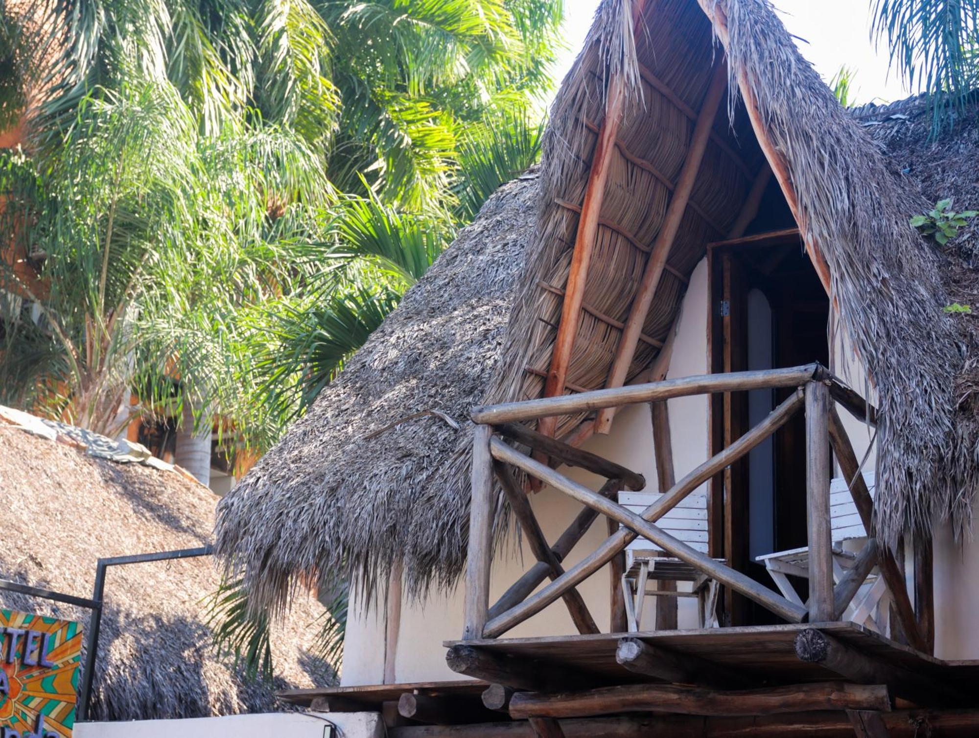 La Redonda Sayulita Hostal Exterior foto